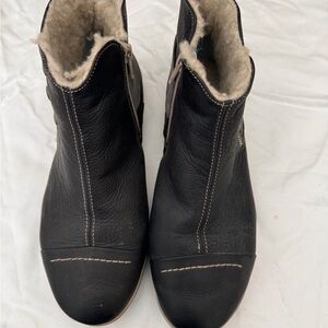 Cloud Black Shearling-Lined Ankle Boots